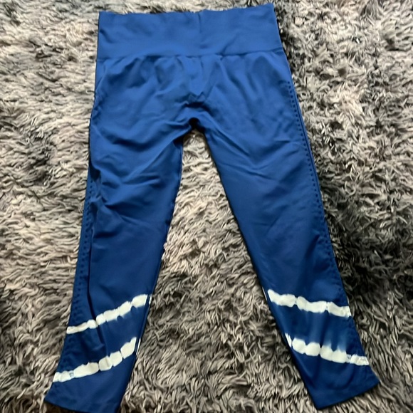 Women’s Joy Lab active wear, size XL - Picture 8 of 8